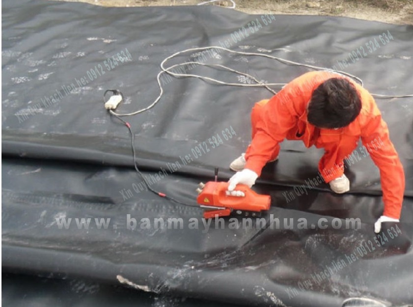 Máy hàn bạt HDPE ao nuôi tôm chất lượng được tin dùng nhiều.